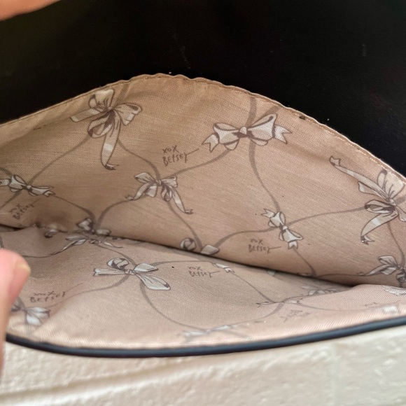 Betsey Johnson Elegant Black Studded Bow Small Crossbody Bag - Picture 6 of 7